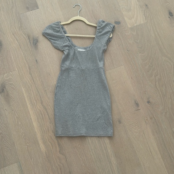 Grey Privacy Please Dress - Picture 1 of 3